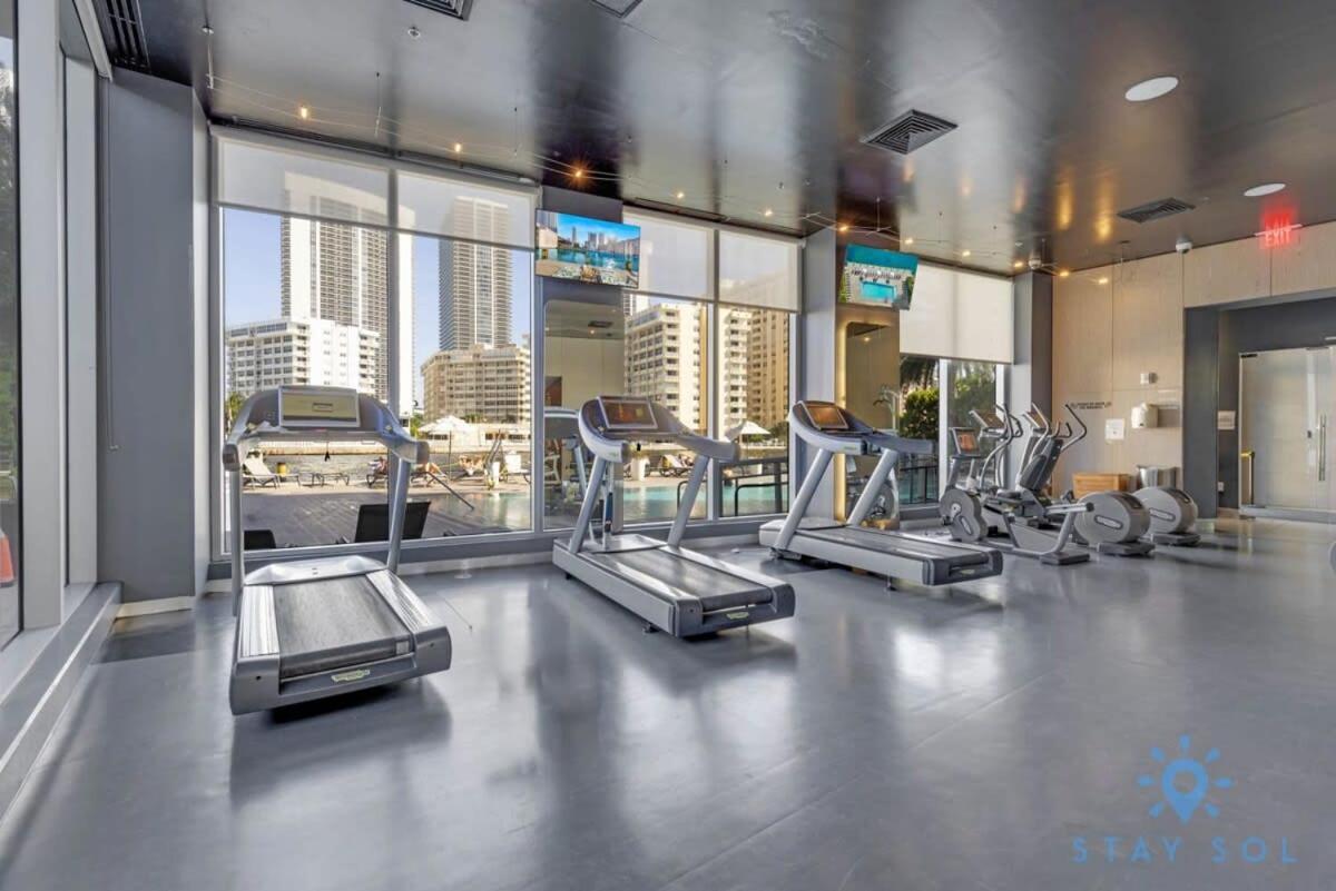 Infinite Views, Amazing Pool, Gym, Near Beach Холандейл Бийч Екстериор снимка