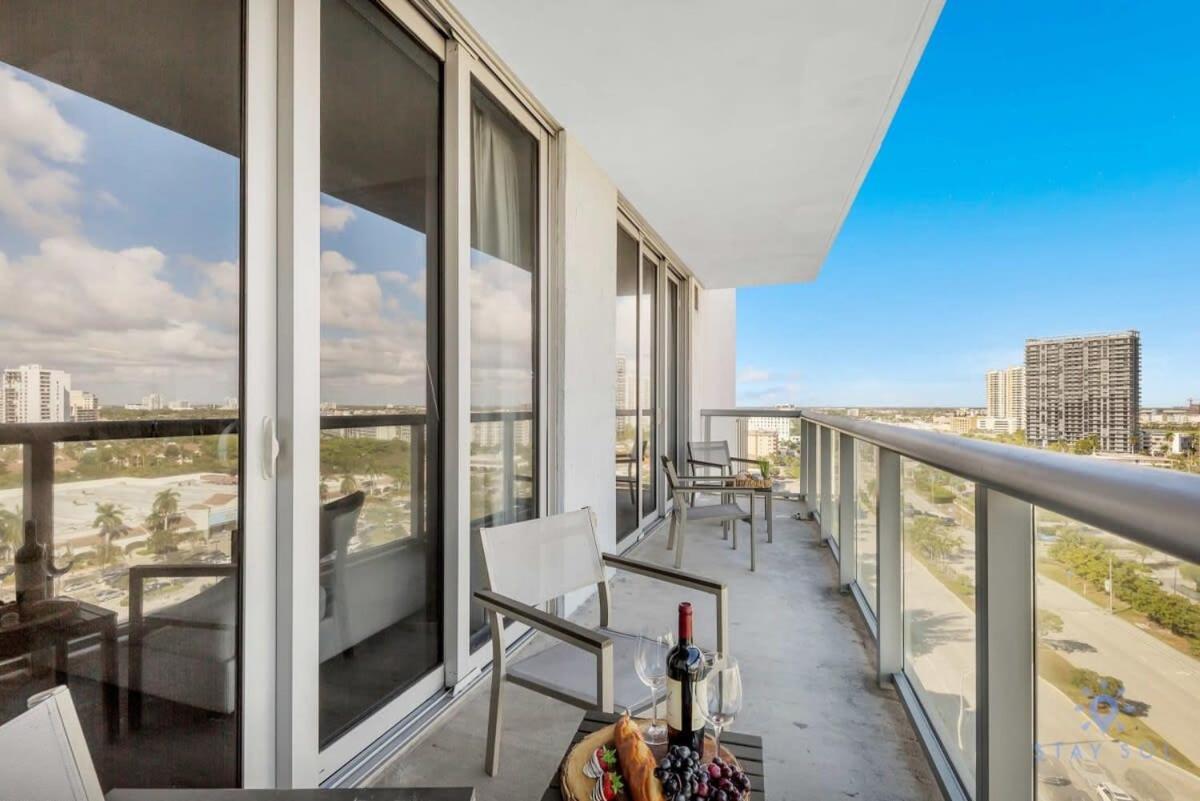 Infinite Views, Amazing Pool, Gym, Near Beach Холандейл Бийч Екстериор снимка